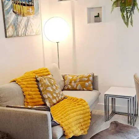 Apartment Yellow Home-by So'serenityhome-balcon Vue Montagne-mezzanine Cluses